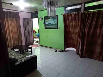 Rumah tua, lokasi super strategis