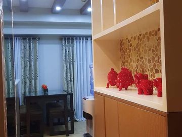 1BR Spacious with Balcony Rare Special Cut for Rent in Alabang
