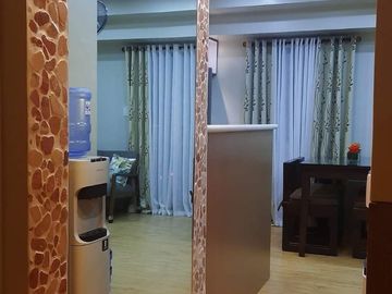 1BR Spacious with Balcony Rare Special Cut for Rent in Alabang