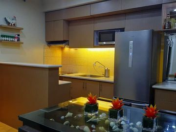1BR Spacious with Balcony Rare Special Cut for Rent in Alabang