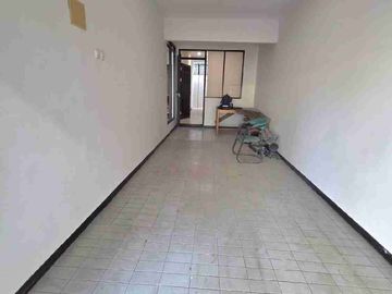 Disewakan Rumah Sektor 7 Pinggir Jalan Gading Serpong