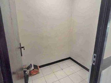 Disewakan Rumah Sektor 7 Pinggir Jalan Gading Serpong
