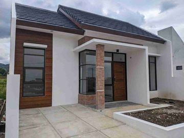 Rumah Asri Siap Huni Strategis Di Kota Bandung