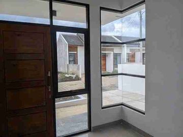 Rumah Asri Siap Huni Strategis Di Kota Bandung