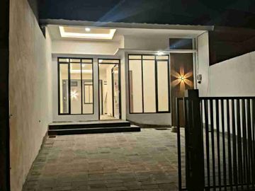 Dijual Rumah Bangunan Baru Siap Pakai di Tanah Mas, Semarang