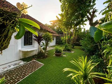 Rumah Di Area Komersial Haji Nawi Gandaria Selatan