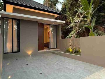 RUMAH BARU FULL FURNISHED DI DEKAT EXIT TOL SEYEGAN SLEMAN YOGYAKARTA