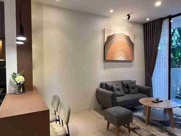 RUMAH BARU FULL FURNISHED DI DEKAT EXIT TOL SEYEGAN SLEMAN YOGYAKARTA
