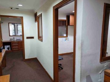 Ruko danau sunter utara 5 lt parkir luas