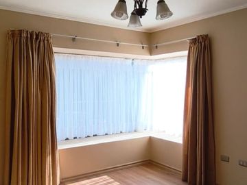 HERMOSA CASA EN ANDALUE 224M2 5 DORMITORIOS 4 BAÑOS 4 ESTACIONAMIENTOS