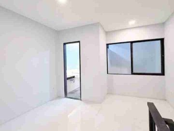Di Jual Rumah Siap Huni Semi Furnished di Meruya Jakarta Barat