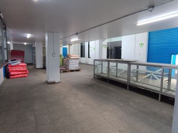 ALQUILO LOCAL COMERCIAL LA VICTORIA
