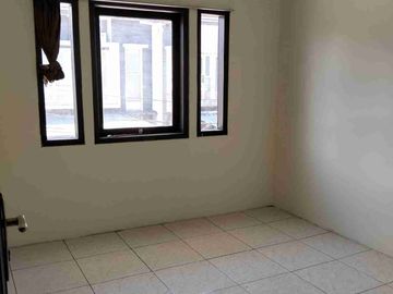 Sewa Rumah Besar 2 Lantai di Turangga Alat Musik dkt Buah Batu Karawitan
