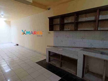 Disewakan Rumah Bisa Utk Hunian Atau Kantor di Area Baturan, Harga Murah