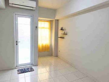Sewa Lt. 2 Vu Pool Studio Kosongan Apartemen Springlake Summarecon Bekasi