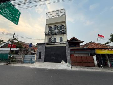 Dijual Kost Baru, Full Furnished - 43KT+KM, Area Strategis!