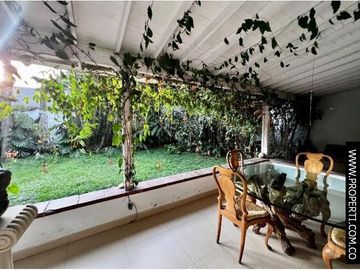 Casa en Venta La Aguacatala Medellin