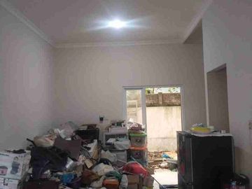 Take over 70 Juta Rumah 2 Lantai Sawangan Depok