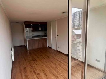 CENTRAL, frente al Mall del centro, 1 Dorm 1 baño SIN Estac.