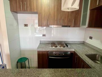 CENTRAL, frente al Mall del centro, 1 Dorm 1 baño SIN Estac.
