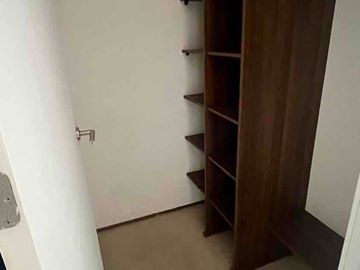 CENTRAL, frente al Mall del centro, 1 Dorm 1 baño SIN Estac.