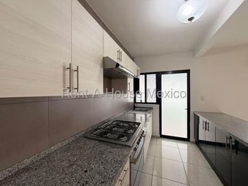 Casa en renta en Valle de Juriquilla Querétaro