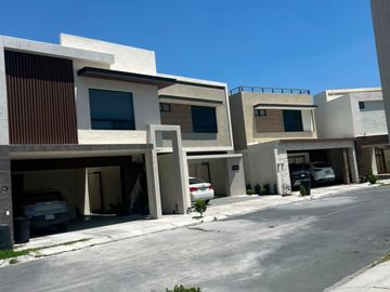 Casa Equipada en Cerradas del Parque PREMIER, Apodaca