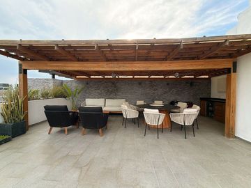 Departamento en Venta 365 m² | 2 niveles con vistas al Bosque de los Colomos