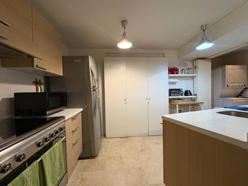 Precioso departamento amueblado con terraza techada en Polanquito!