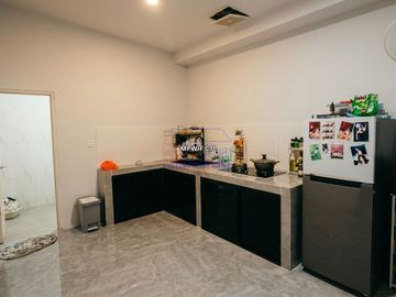 Rumah Full Furnish di Tiban Mas Indah dan Full Renovasi