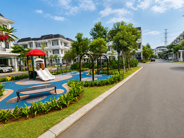 Dijual Rumah Sutera Winona Alam Sutera 3 Lantai Brand New