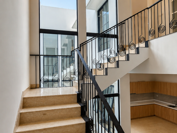 Dijual Rumah Sutera Winona Alam Sutera 3 Lantai Brand New