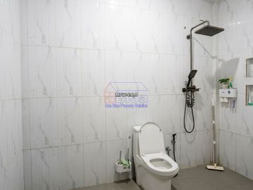Rumah Full Furnish di Tiban Mas Indah — Siap Huni