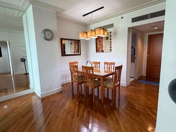 1 Bedroom in Amorsolo East For Lease