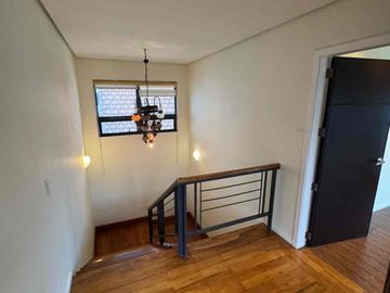 For Lease : 4 Bedroom 4BR House and Lot in Mckinley, Taguig City