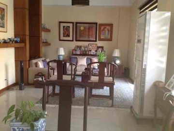 House and Lot for lease in Mckinley Hill, Taguig City