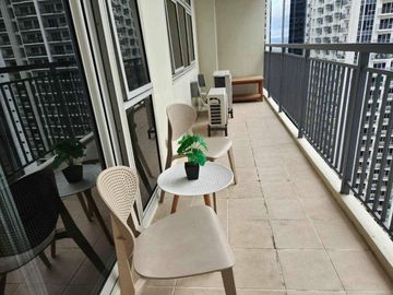 For Rent: 1BR Fully Furnished in Verve BGC 75k per month!