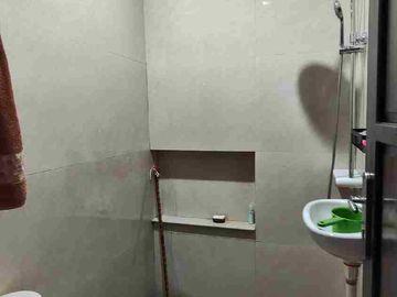 Rumah Sewa furnish 1 lt Di wika