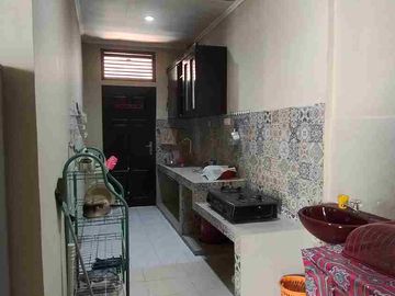 Rumah Sewa furnish 1 lt Di wika