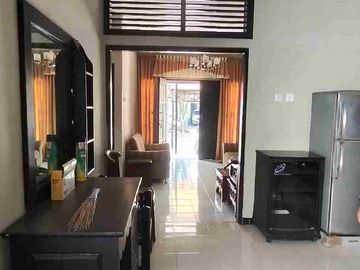 Rumah Sewa furnish 1 lt Di wika