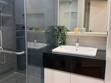 For Rent: 1BR Unit in the Seasons Res. BGC For 120k per month!