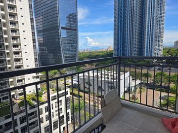 For Rent: 1BR w/ Parking in Verve Res. for 75k per mos!
