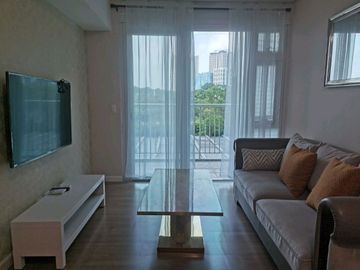 For Rent: 2BR w/ Parking in Two Serendra for 110k per mos!