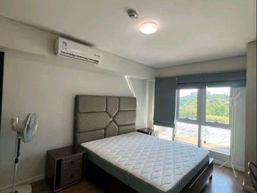 For Rent: 2BR w/ Parking in Two Serendra for 110k per mos!