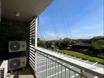 For Rent: 2BR w/ Parking in Two Serendra for 110k per mos!