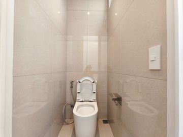 3BR Townhouse for Sale in Project 4 Quezon City-AP