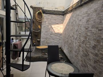 Rumah Luas Cantik 1 1/4 Lantai Rapi Siap Huni Semi Furnishen 2 Cengkareng Jakarta Barat