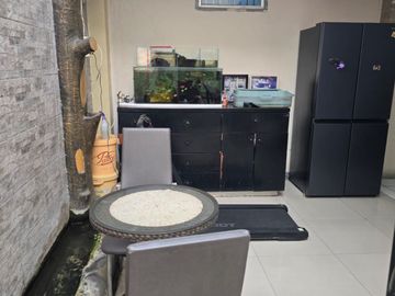 Rumah Luas Cantik 1 1/4 Lantai Rapi Siap Huni Semi Furnishen 2 Cengkareng Jakarta Barat