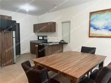 Casa de 150 m² con 4 Recámaras en Renta en Cumbres Platinum