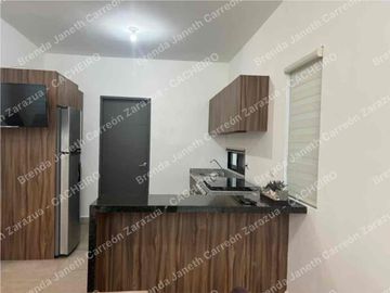 Casa de 150 m² con 4 Recámaras en Renta en Cumbres Platinum